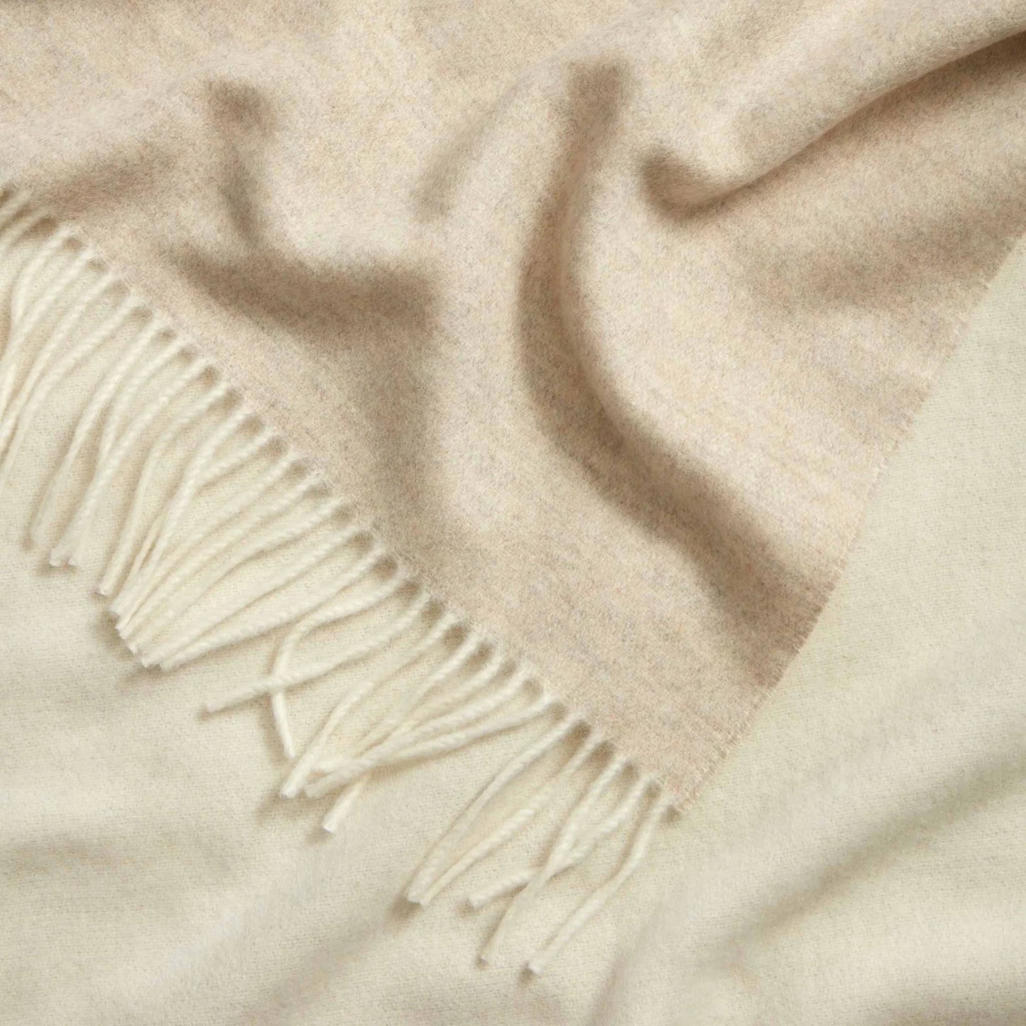 BROOKLINEN TWO-TONED LAMBSWOOL THROW