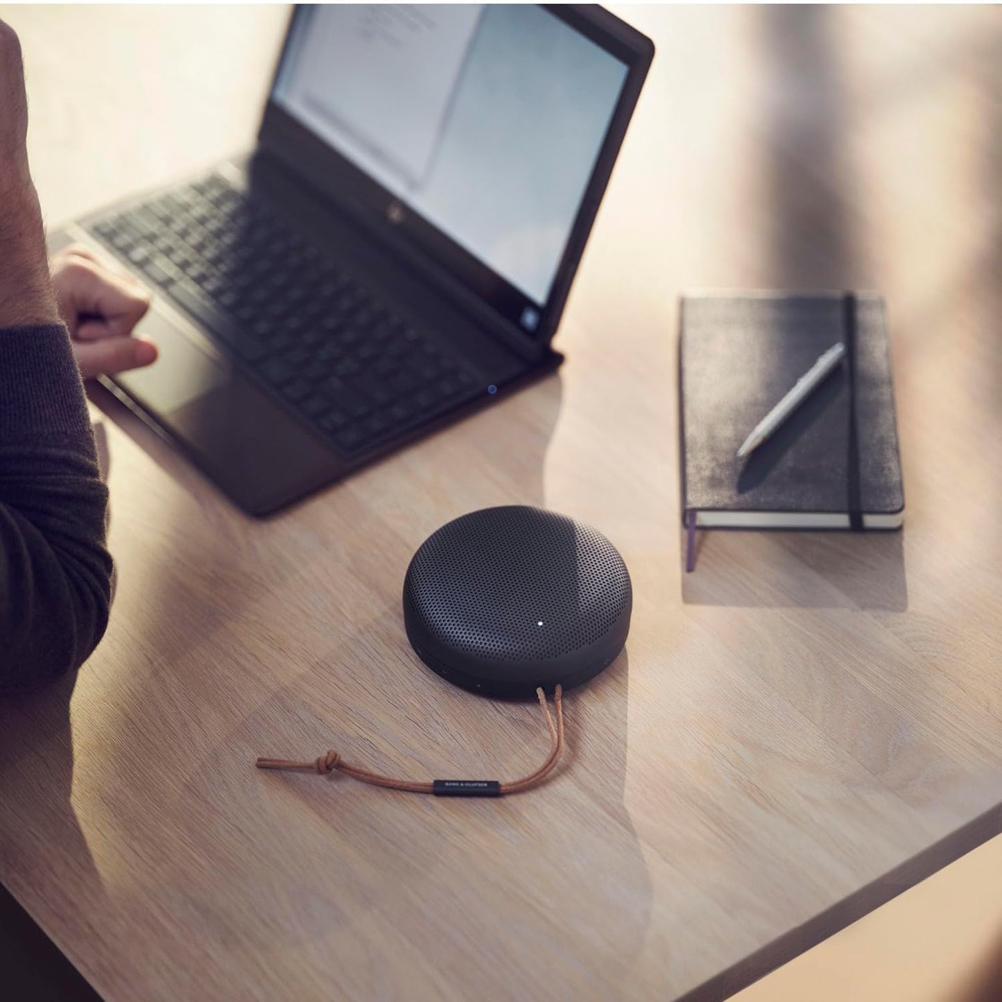 BANG & OLUFSEN BEOSOUND A1 SPEAKER